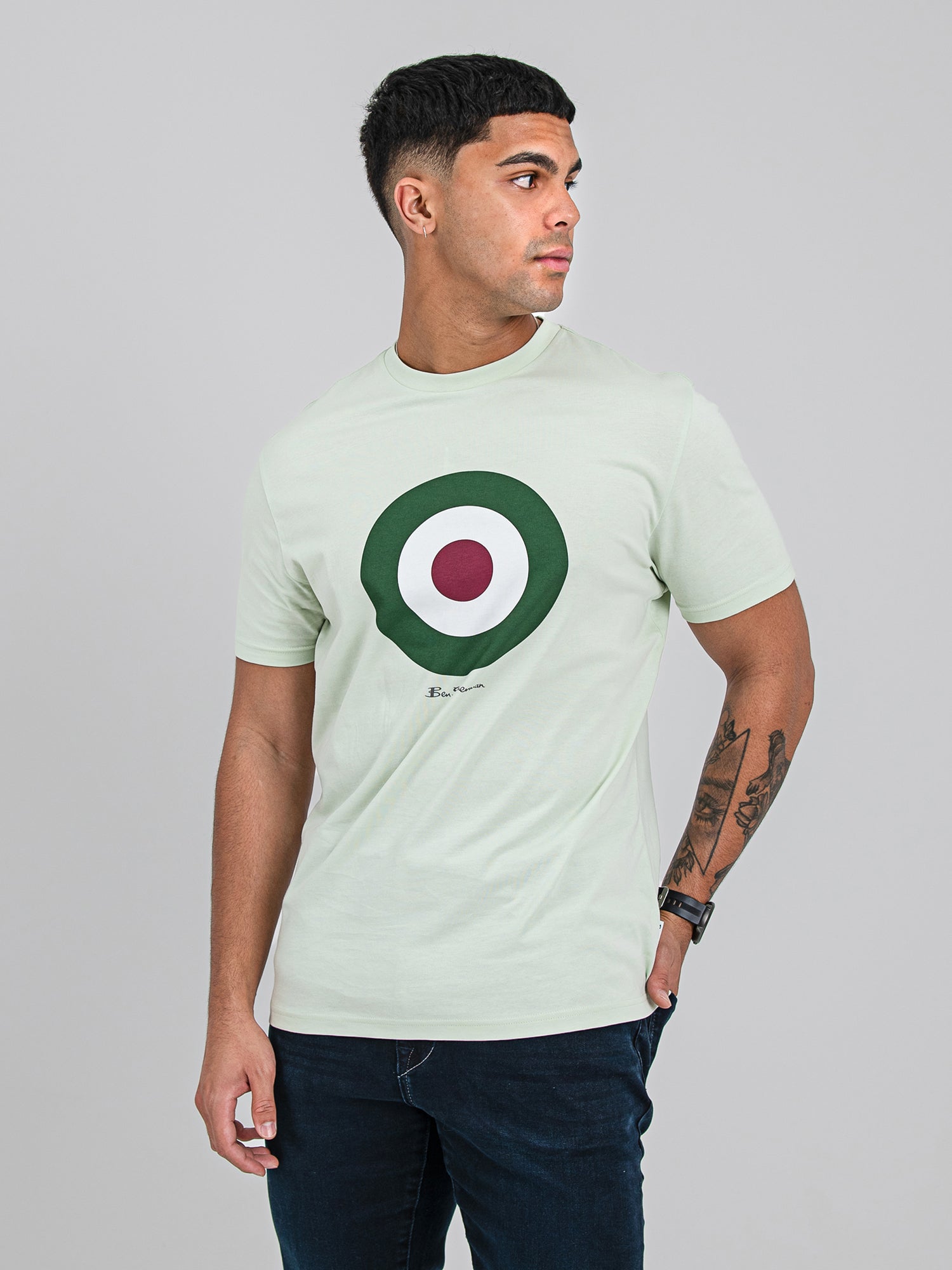 Target Tee - Pistachio